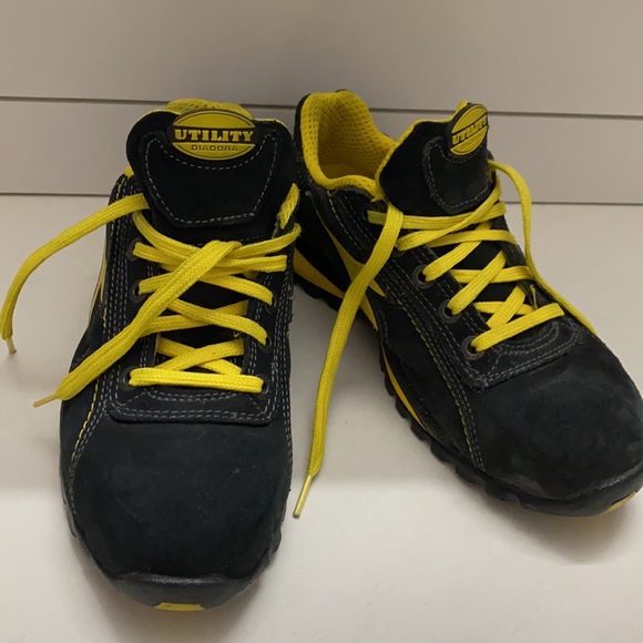 Utility Diadora,nubuck water-repellent low-cut shoe, aluminium 200J toe cap. - Picture 2 of 7